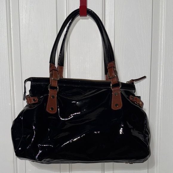 Cavalcanti Black Patent Leather Handbag - Picture 5 of 11